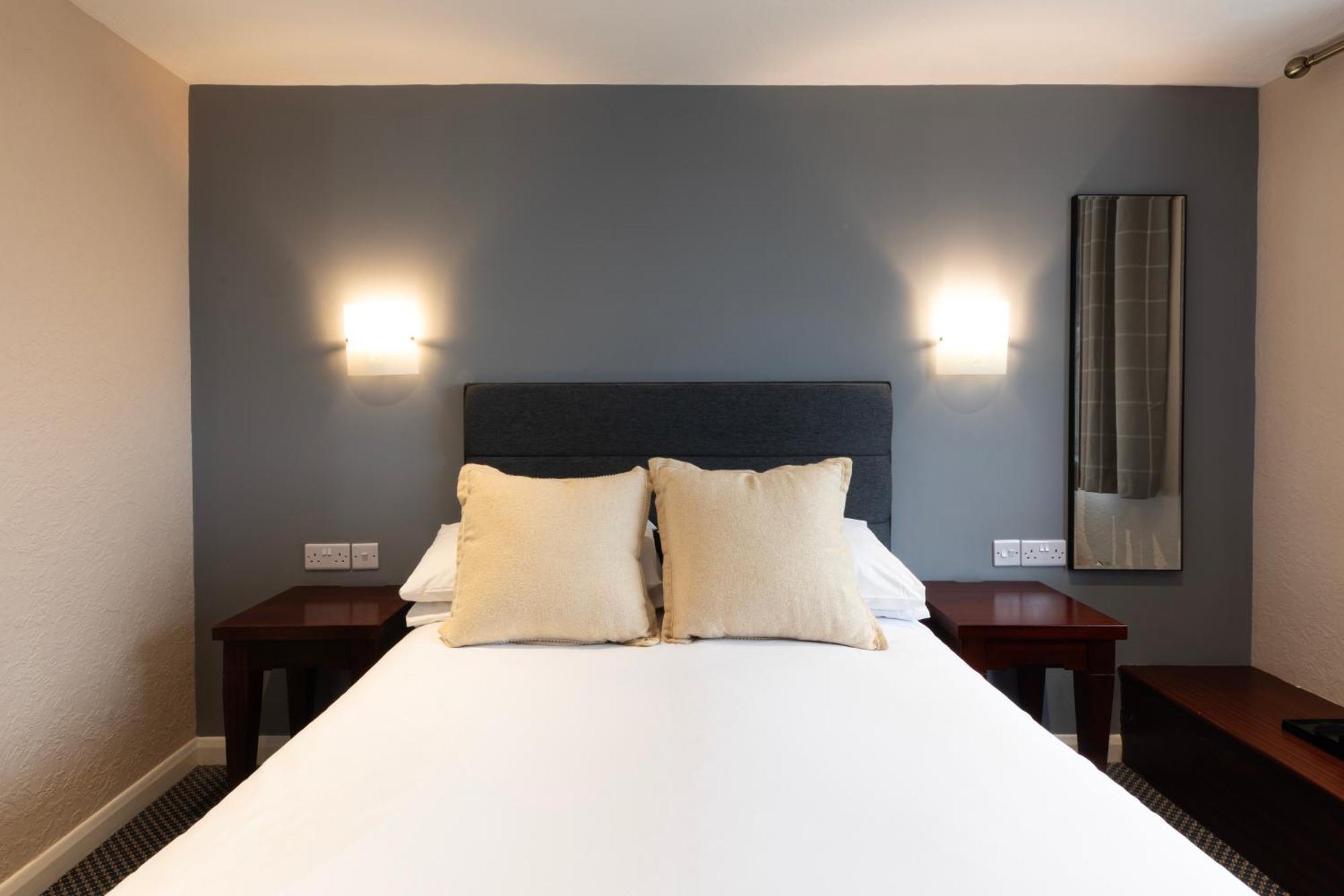 Springfield Hotel & Health Club Halkyn Экстерьер фото