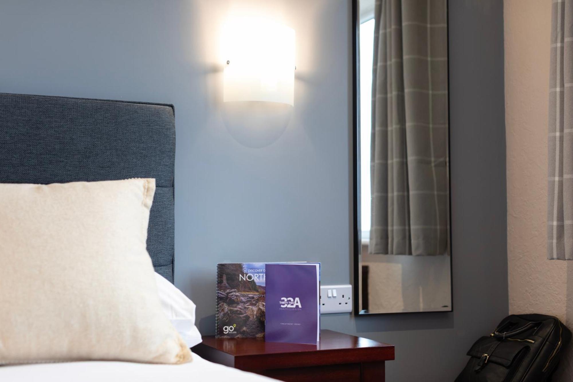 Springfield Hotel & Health Club Halkyn Экстерьер фото