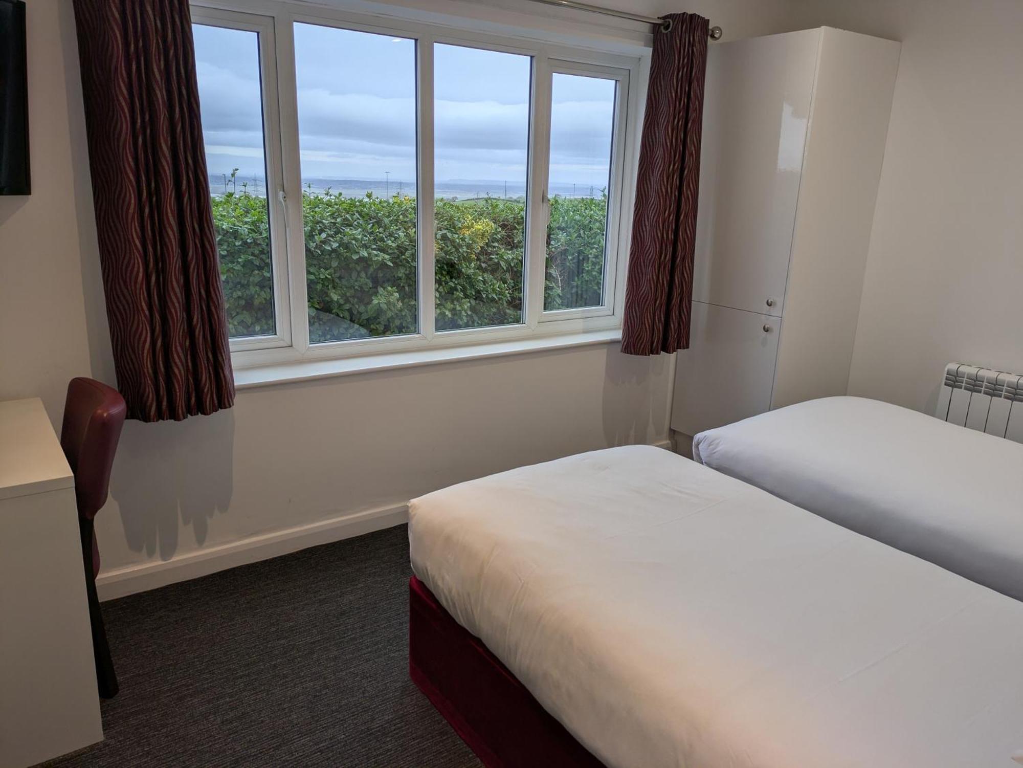 Springfield Hotel & Health Club Halkyn Экстерьер фото