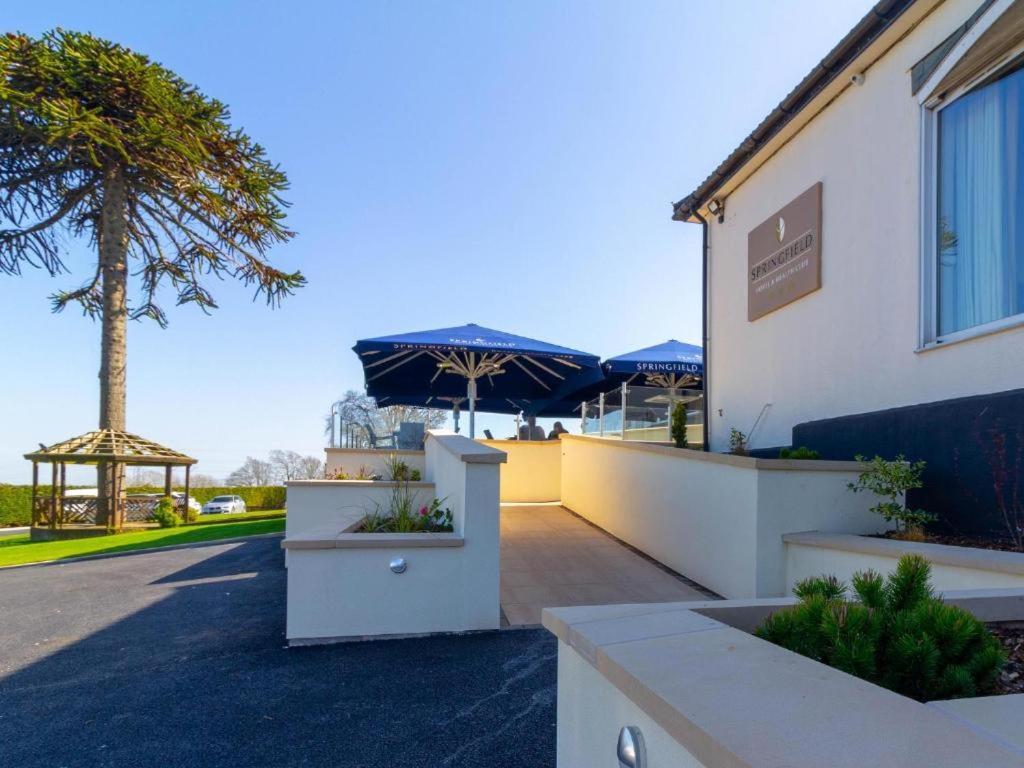 Springfield Hotel & Health Club Halkyn Экстерьер фото